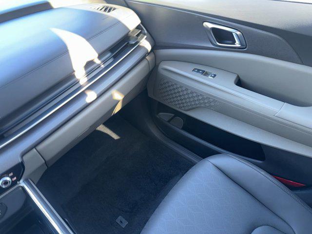 new 2026 Kia Carnival Hybrid car, priced at $43,195