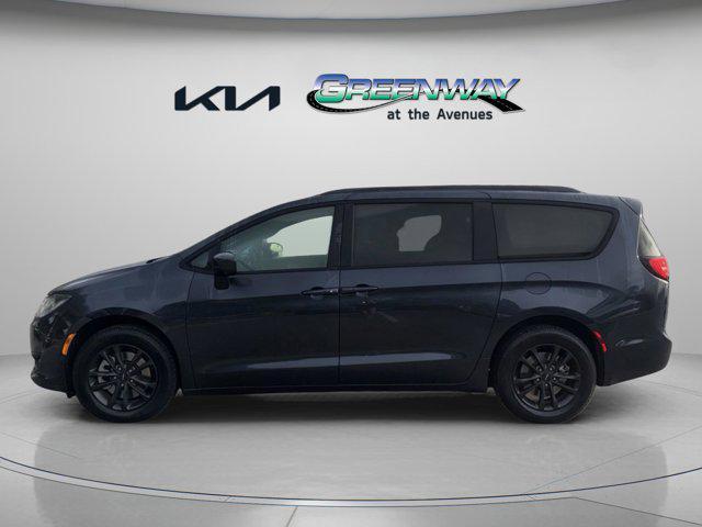 used 2020 Chrysler Pacifica car, priced at $21,998