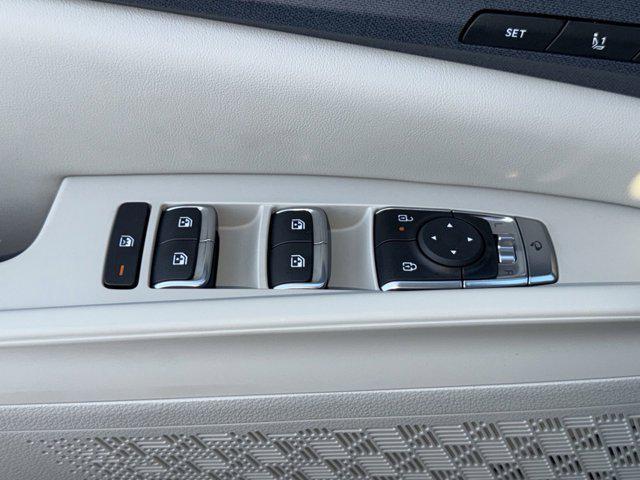 new 2026 Kia Carnival car, priced at $40,885