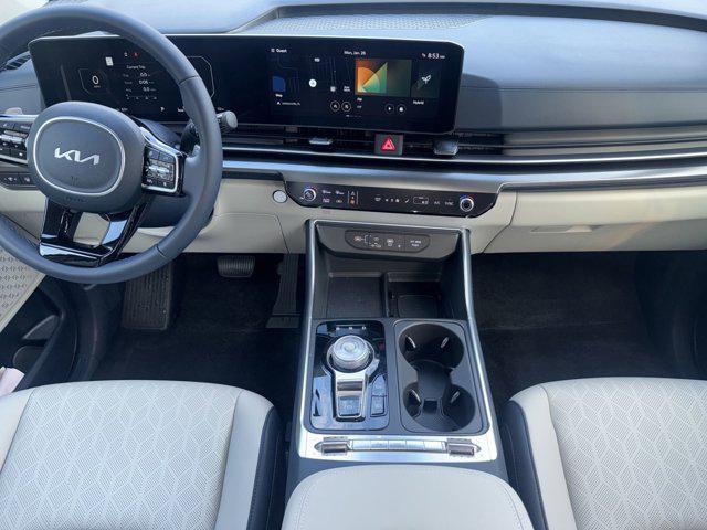 new 2026 Kia Carnival Hybrid car, priced at $48,750