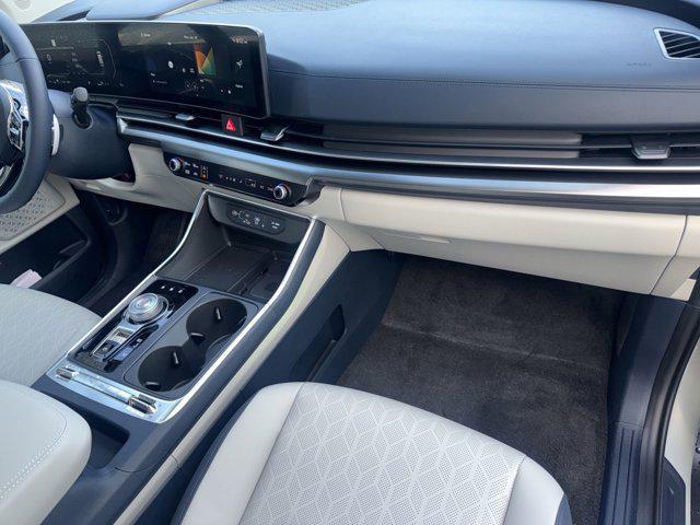 new 2026 Kia Carnival Hybrid car, priced at $48,750