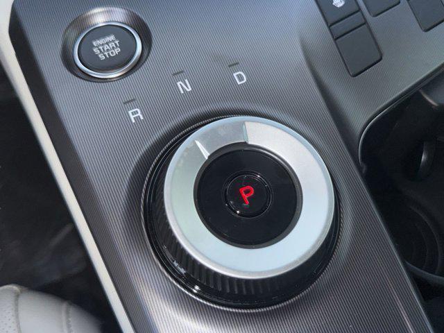 new 2026 Kia Sportage Hybrid car, priced at $34,620