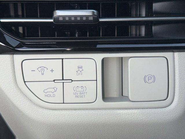 new 2026 Kia Sportage Hybrid car, priced at $34,620