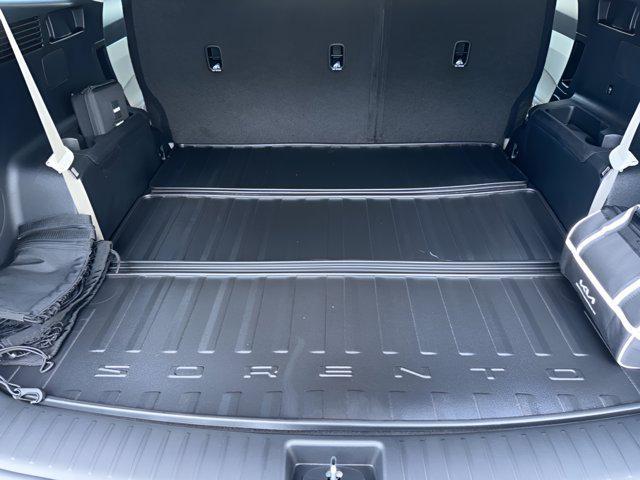 new 2026 Kia Sorento Hybrid car, priced at $39,851