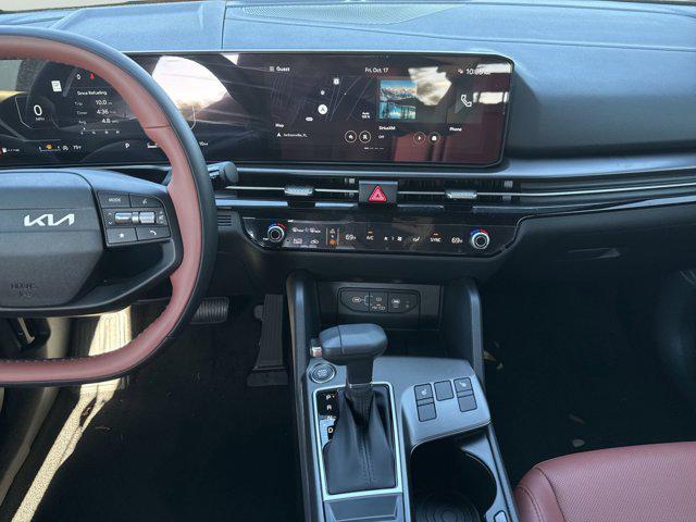 new 2026 Kia Sportage car, priced at $33,614