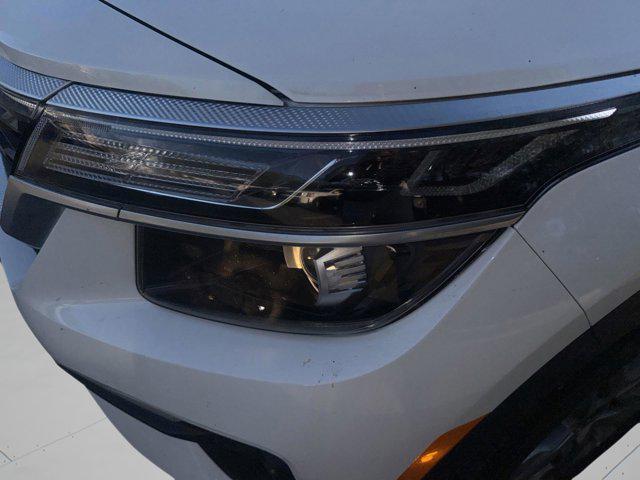 used 2023 Kia Seltos car, priced at $19,222