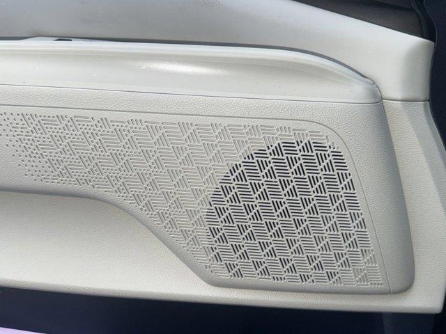 new 2026 Kia Carnival Hybrid car, priced at $48,264