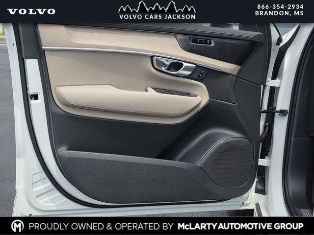 new 2026 Volvo XC90 Plug-In Hybrid car, priced at $86,945