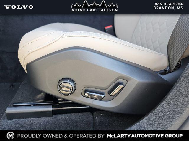 new 2026 Volvo XC60 car, priced at $46,985