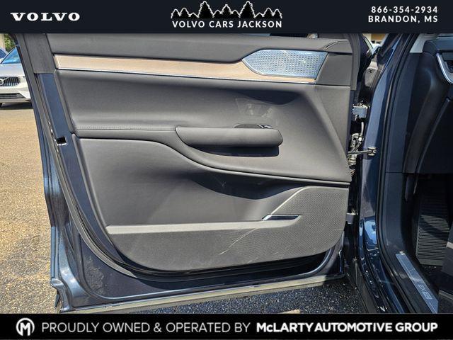 new 2025 Volvo EX90 car, priced at $75,500