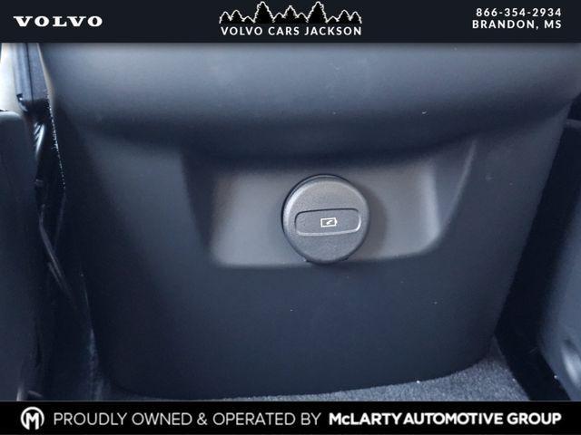 new 2026 Volvo XC60 car, priced at $52,899