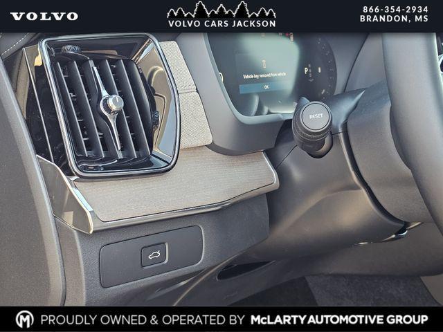 new 2026 Volvo XC90 car, priced at $69,250