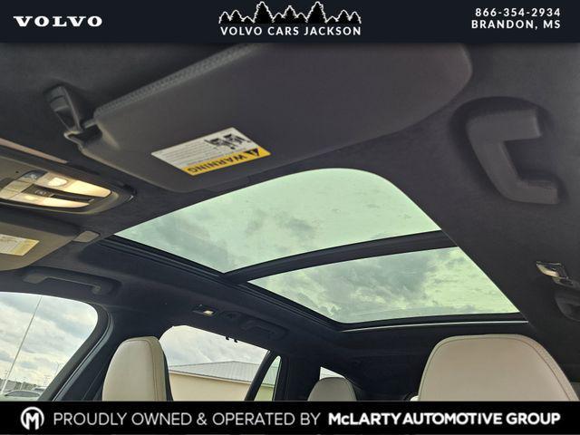 new 2026 Volvo XC90 car, priced at $75,275