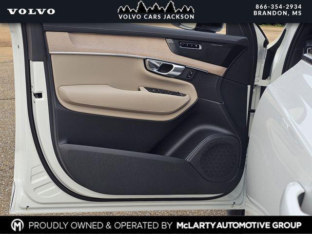 new 2026 Volvo XC90 car, priced at $75,275