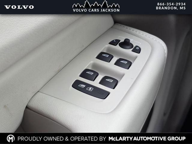 new 2026 Volvo XC60 car, priced at $62,080