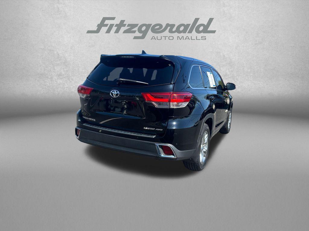 used 2019 Toyota Highlander car, priced at $25,888