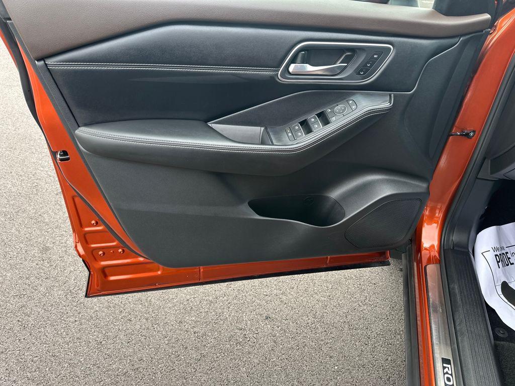 used 2021 Nissan Rogue car, priced at $22,988