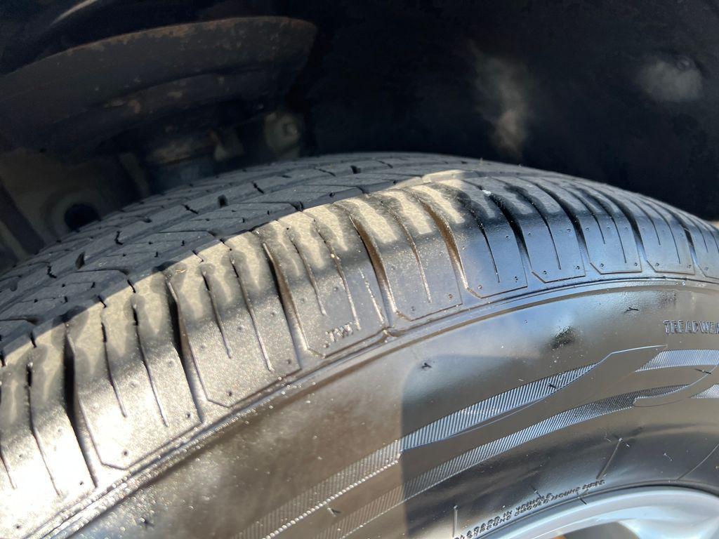 used 2023 Toyota Highlander Hybrid car, priced at $33,188