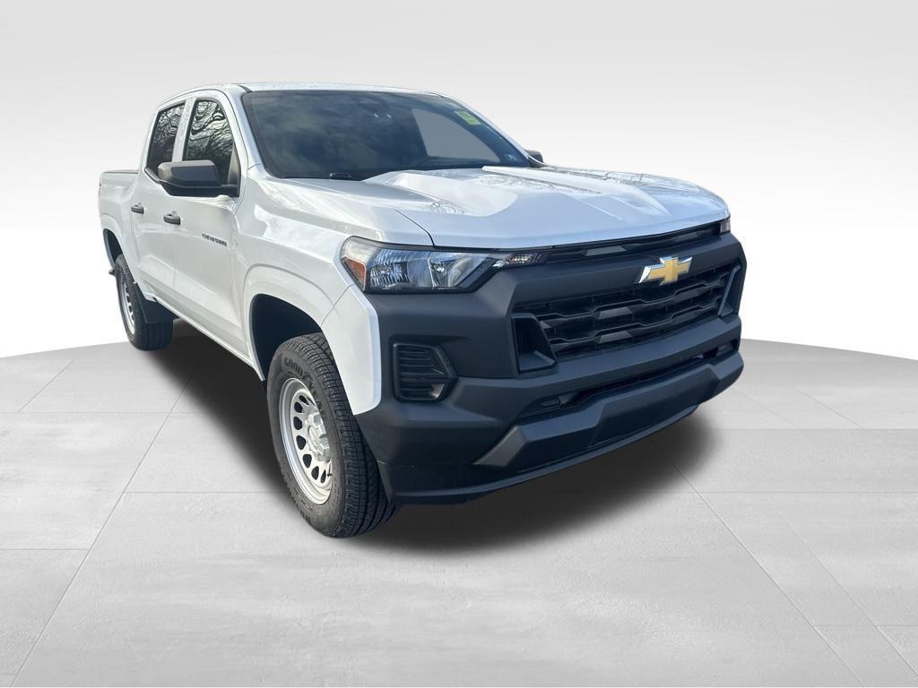 used 2025 Chevrolet Colorado car, priced at $29,888