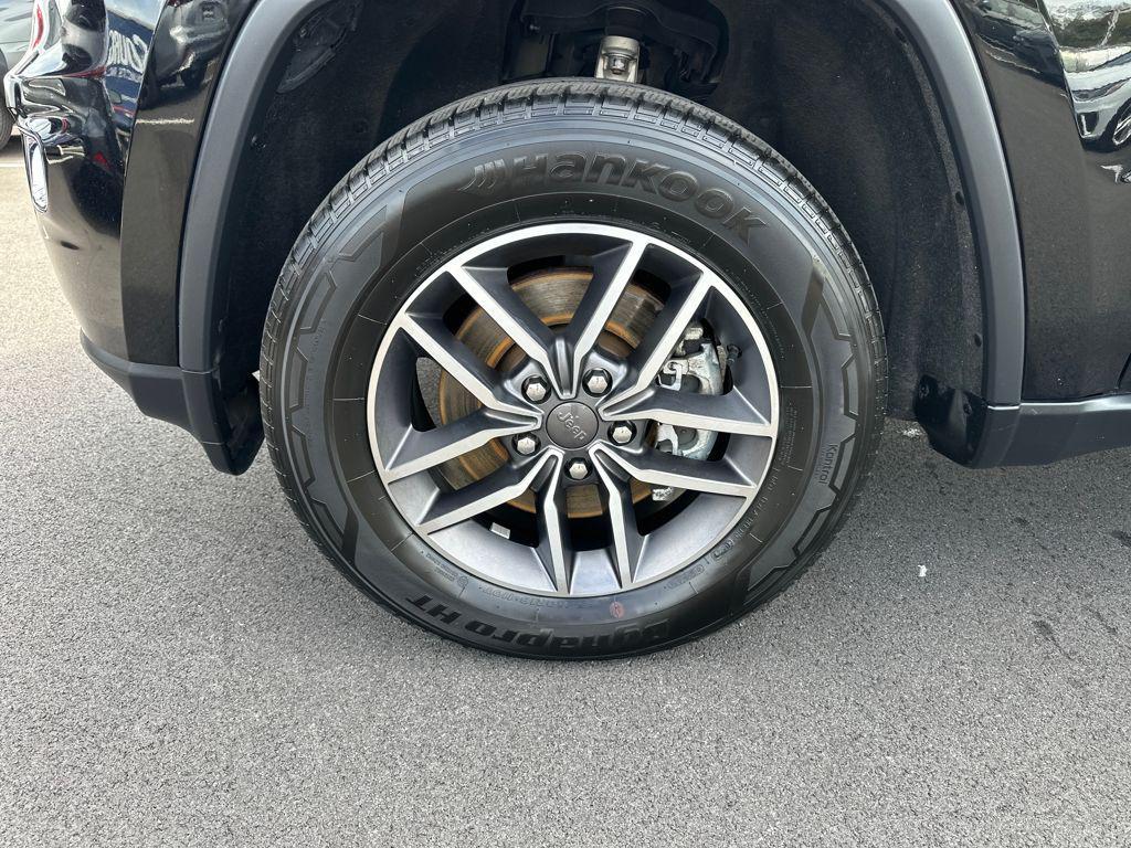 used 2021 Jeep Grand Cherokee car, priced at $20,488