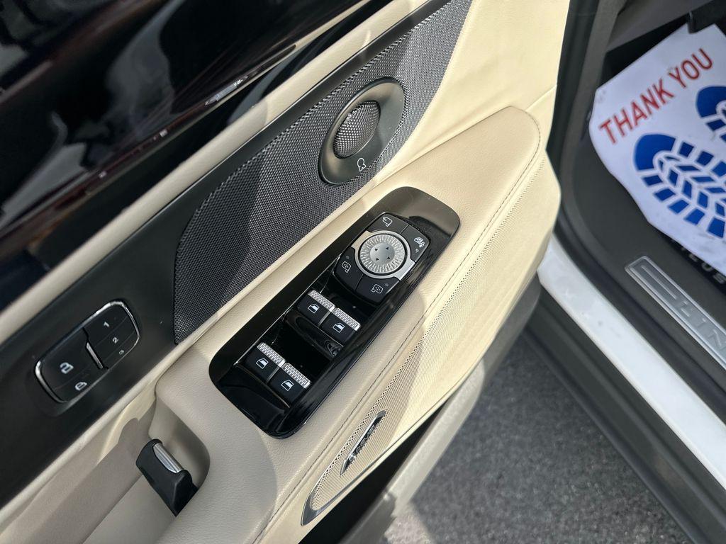 used 2024 Lincoln Nautilus car, priced at $44,888