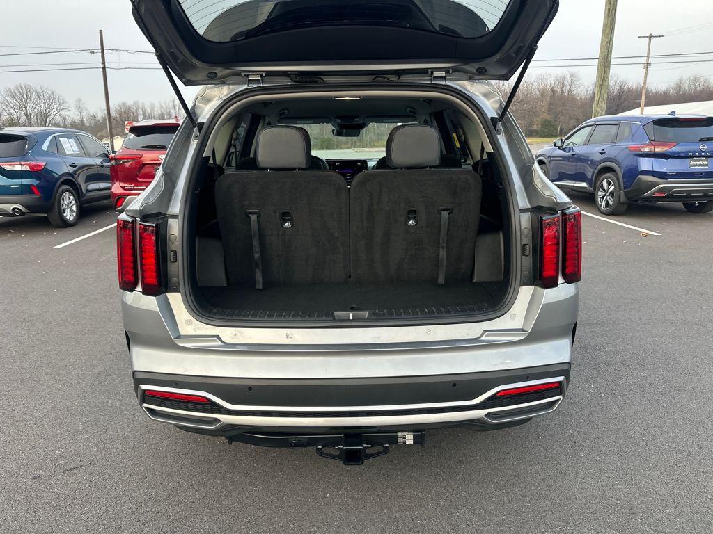 used 2022 Kia Sorento Hybrid car, priced at $21,188