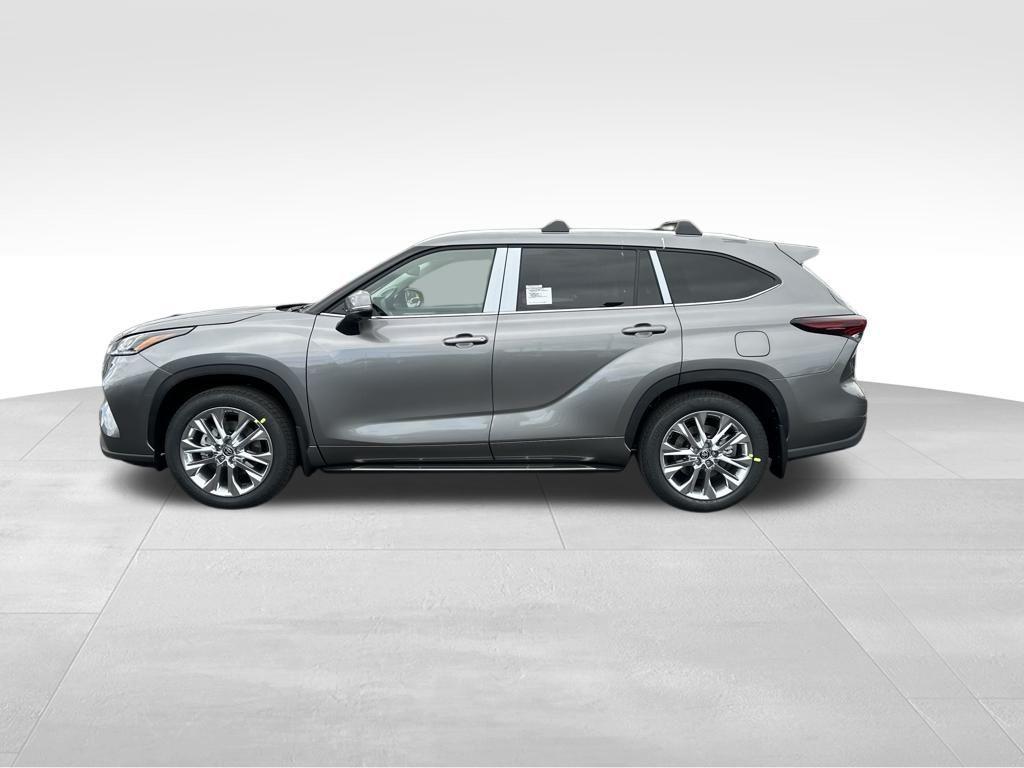 new 2026 Toyota Highlander car, priced at $53,876