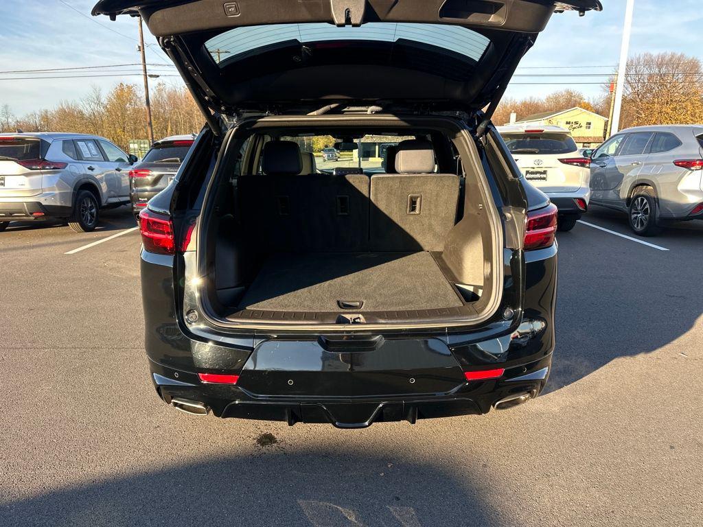 used 2024 Chevrolet Blazer car, priced at $29,888