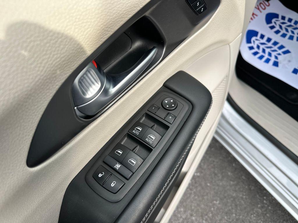 used 2024 Chrysler Pacifica car, priced at $26,588