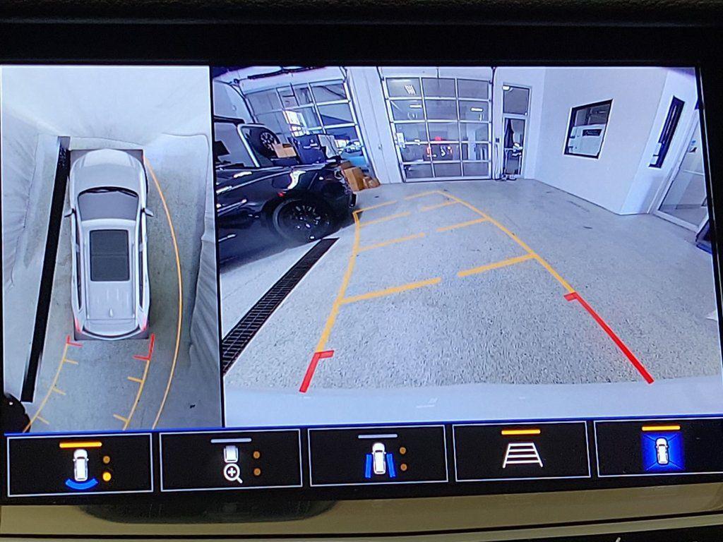 used 2024 Cadillac XT6 car, priced at $49,899