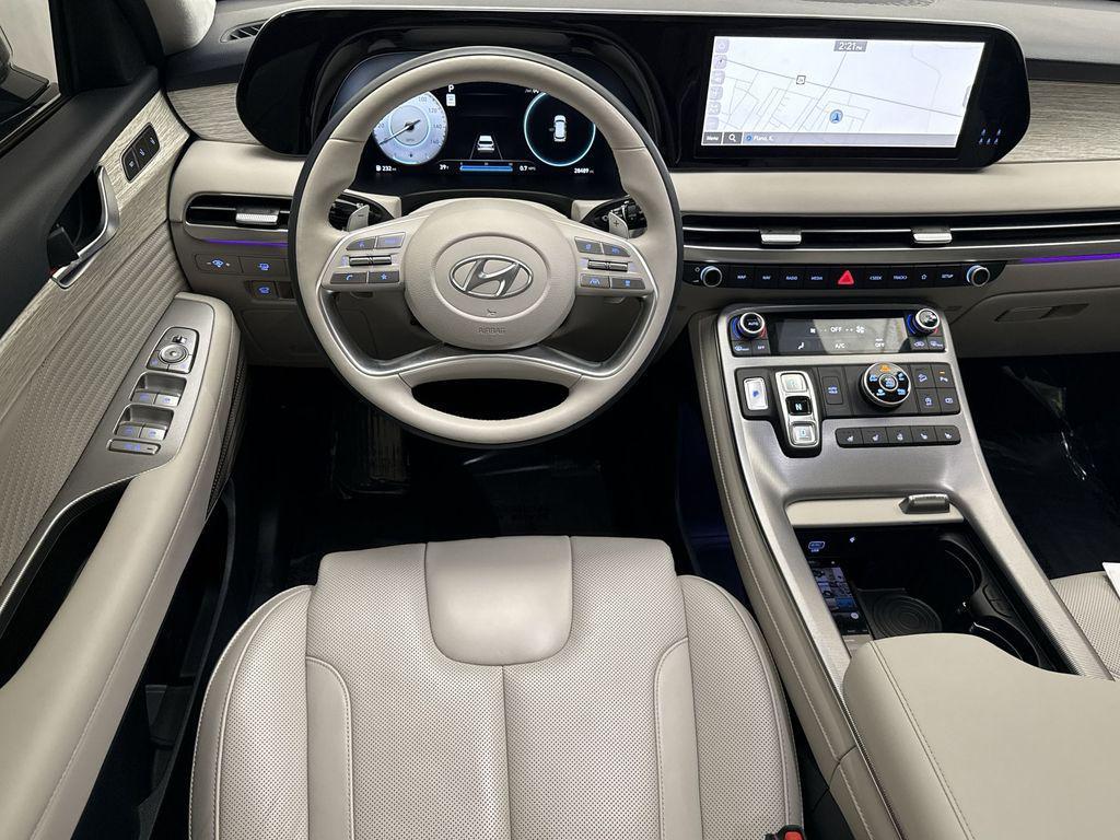 used 2024 Hyundai Palisade car, priced at $39,999