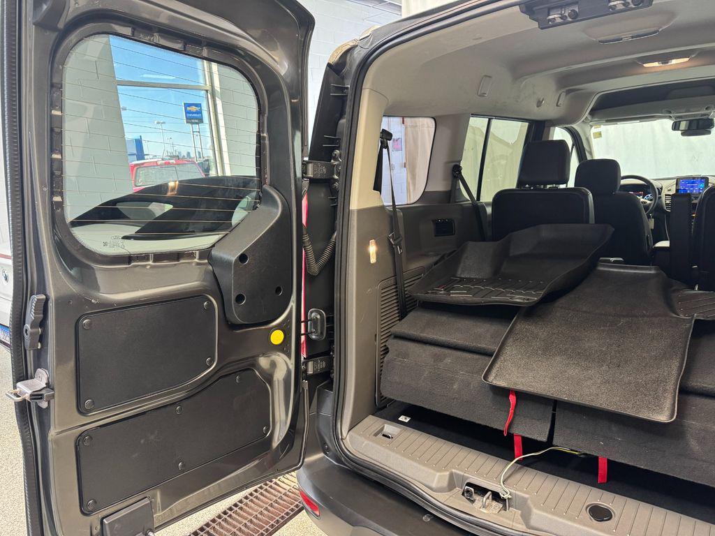 used 2023 Ford Transit Connect car, priced at $30,340