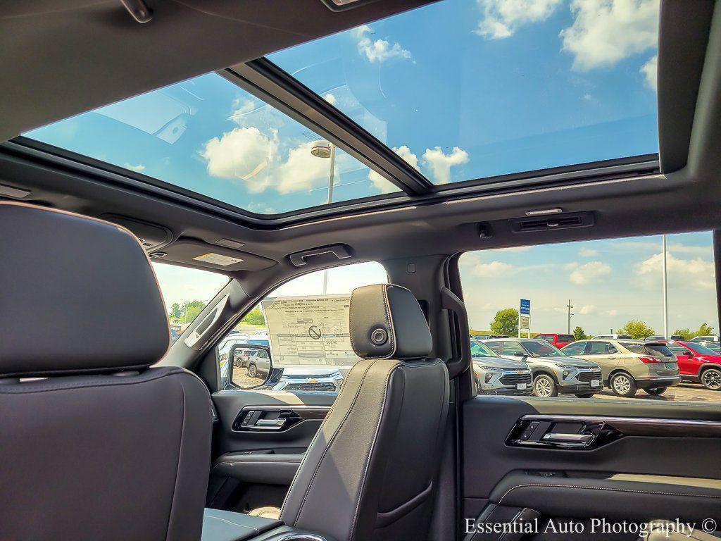 new 2025 Chevrolet Suburban car, priced at $81,000