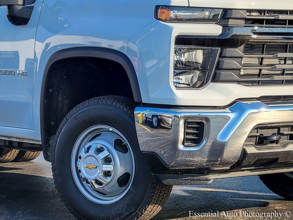 new 2025 Chevrolet Silverado 3500 car, priced at $60,633