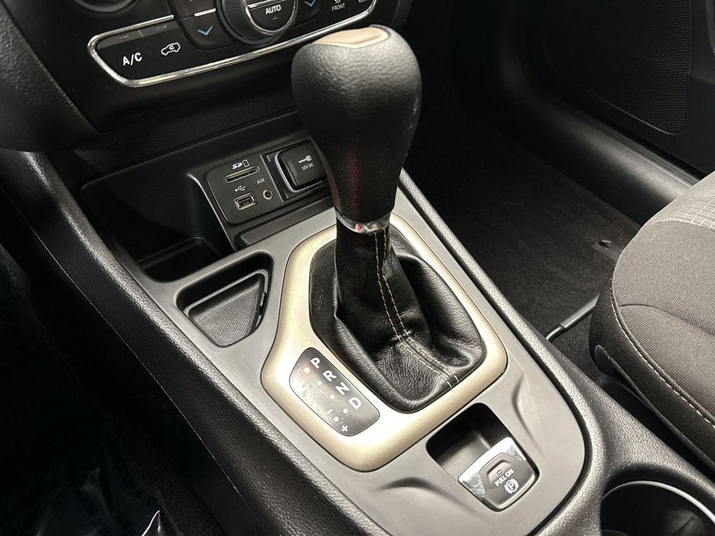 used 2017 Jeep Cherokee car, priced at $12,186