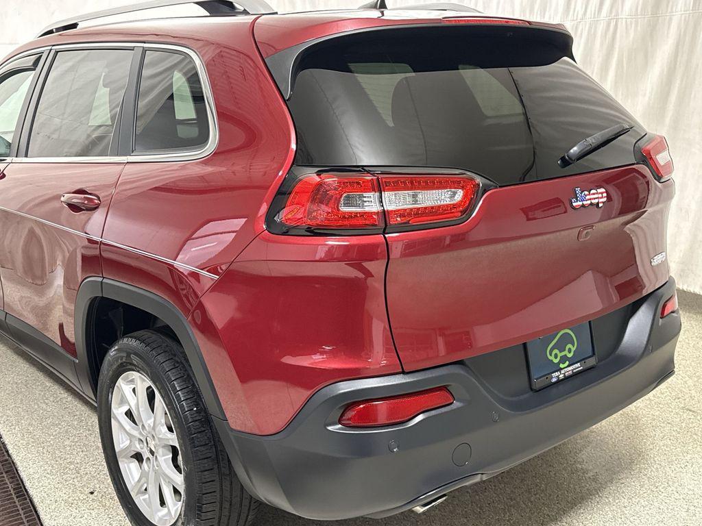 used 2017 Jeep Cherokee car, priced at $12,186