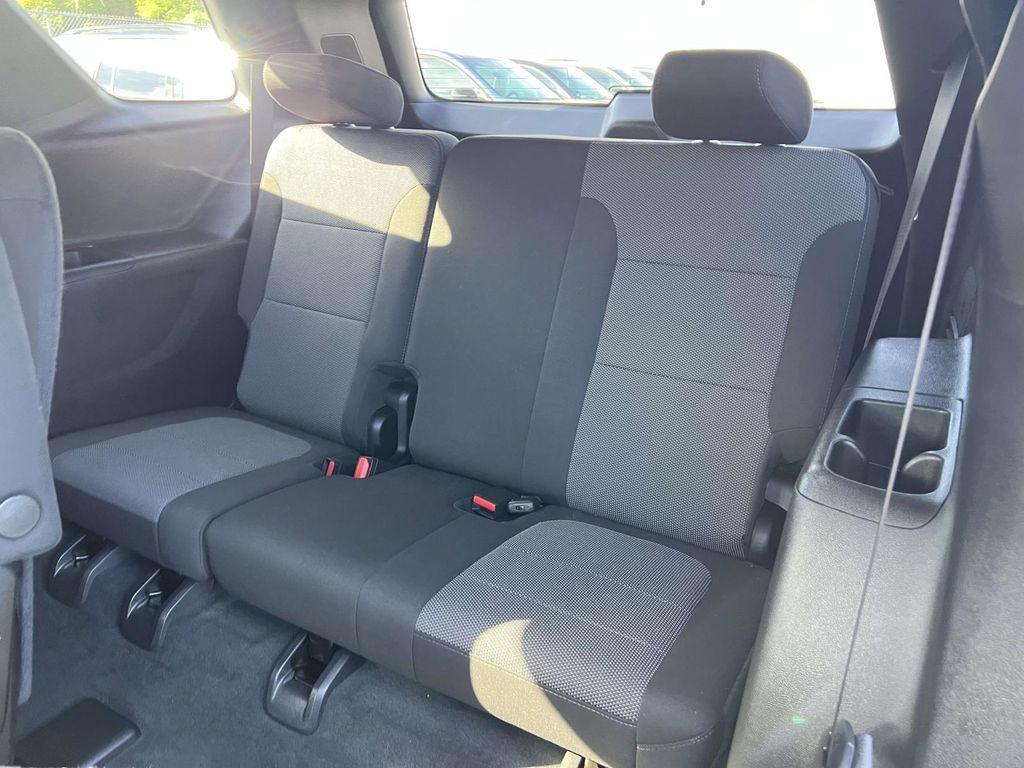 used 2023 Chevrolet Traverse car, priced at $29,299
