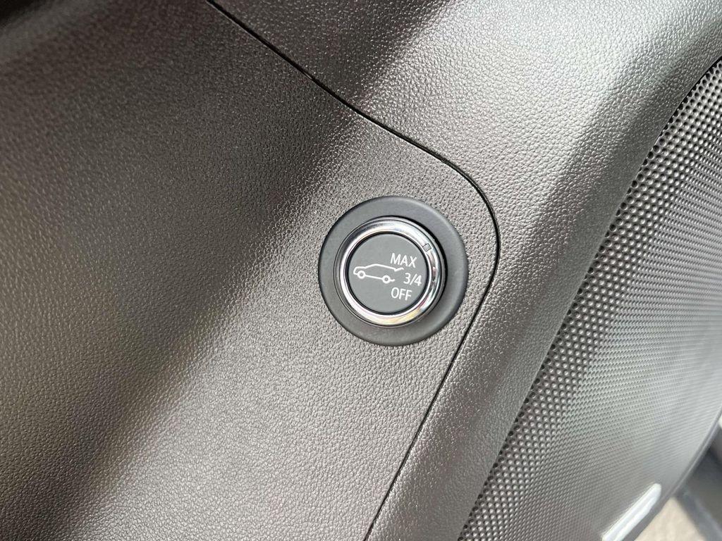 used 2023 GMC Acadia car, priced at $28,999