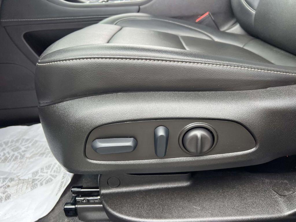 used 2023 GMC Acadia car, priced at $28,999