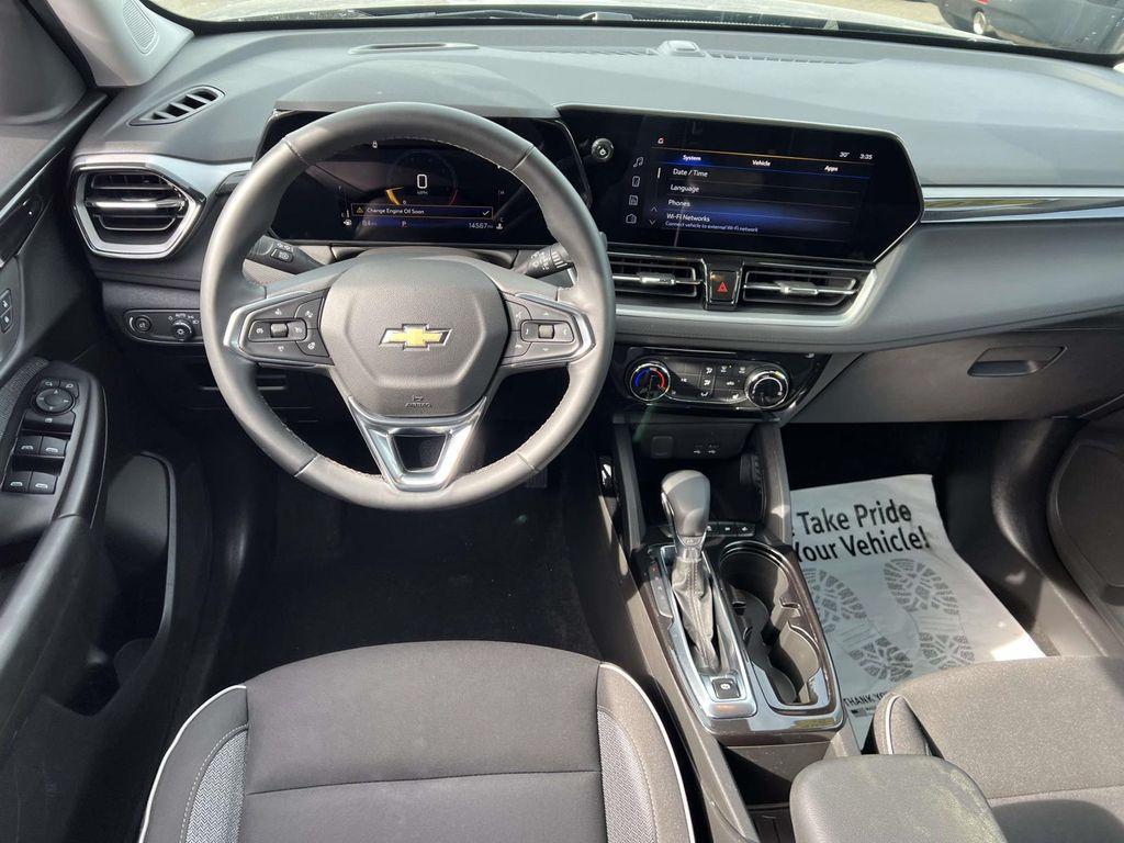 used 2024 Chevrolet TrailBlazer car, priced at $22,299