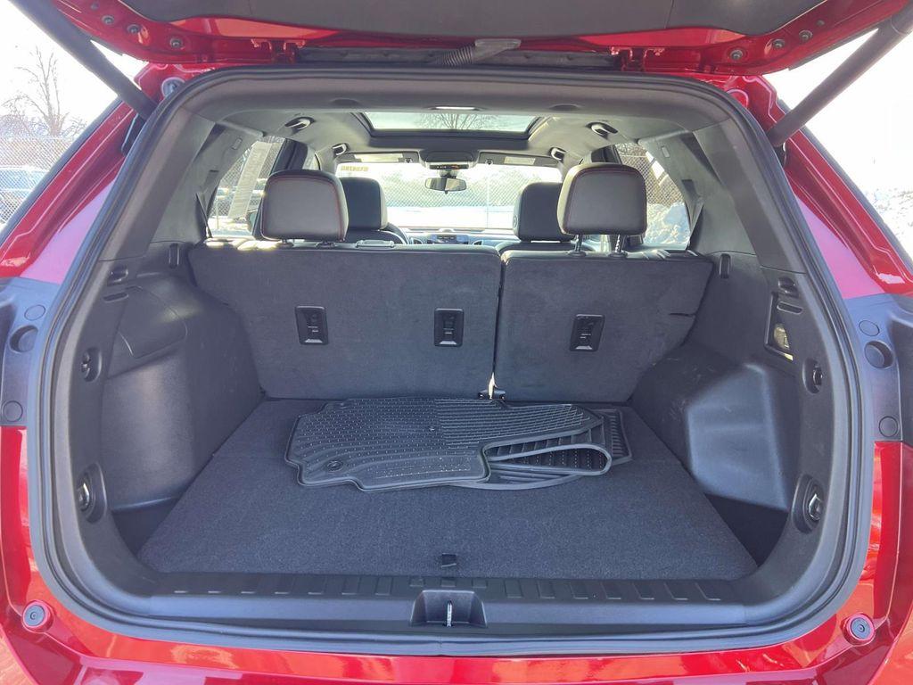 used 2023 Chevrolet Equinox car, priced at $23,999