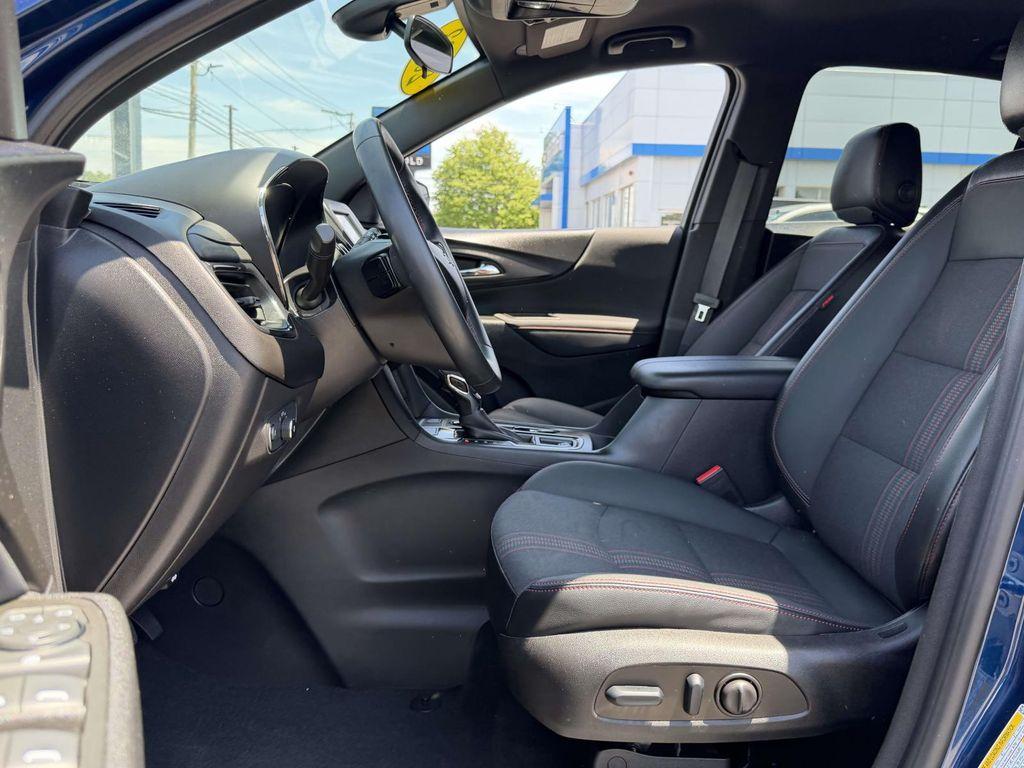 used 2023 Chevrolet Equinox car, priced at $25,499