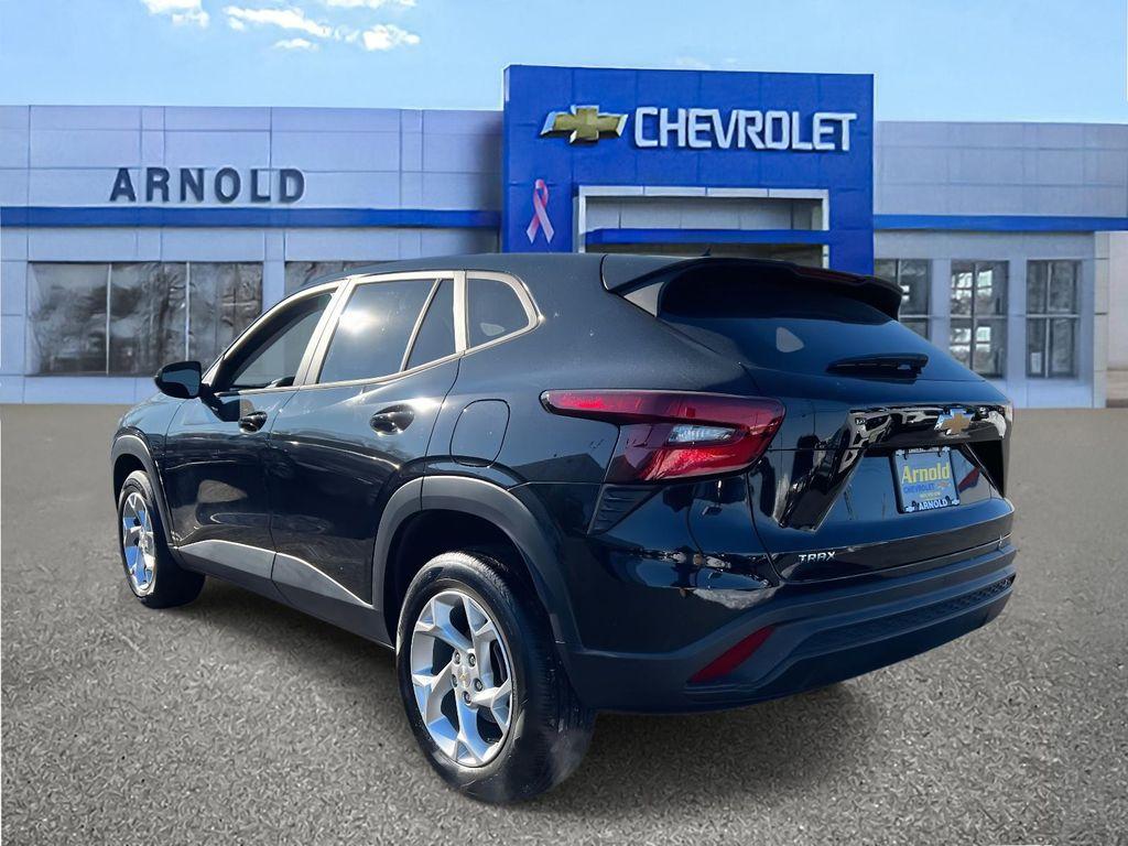 used 2024 Chevrolet Trax car, priced at $18,599