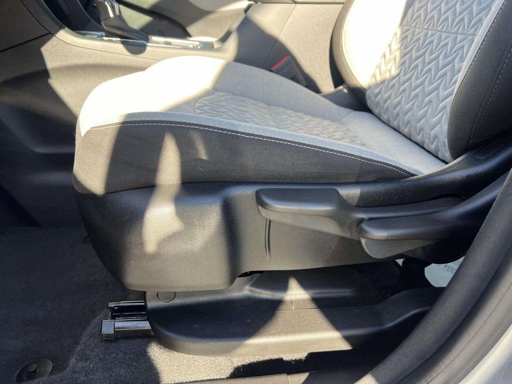 used 2024 Chevrolet Equinox car, priced at $20,999