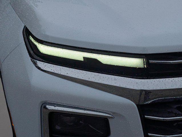 new 2026 Chevrolet Traverse car, priced at $42,430