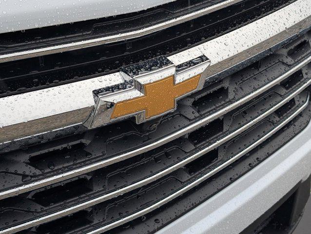 new 2026 Chevrolet Traverse car, priced at $42,430