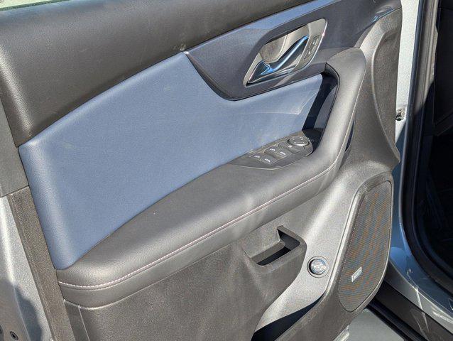 new 2025 Chevrolet Blazer car, priced at $40,505