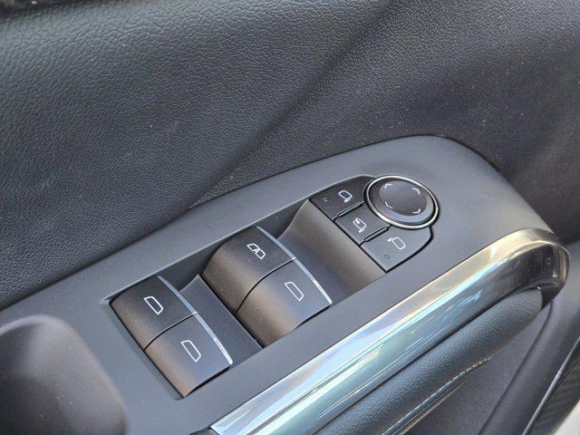 new 2026 Chevrolet Traverse car, priced at $53,530