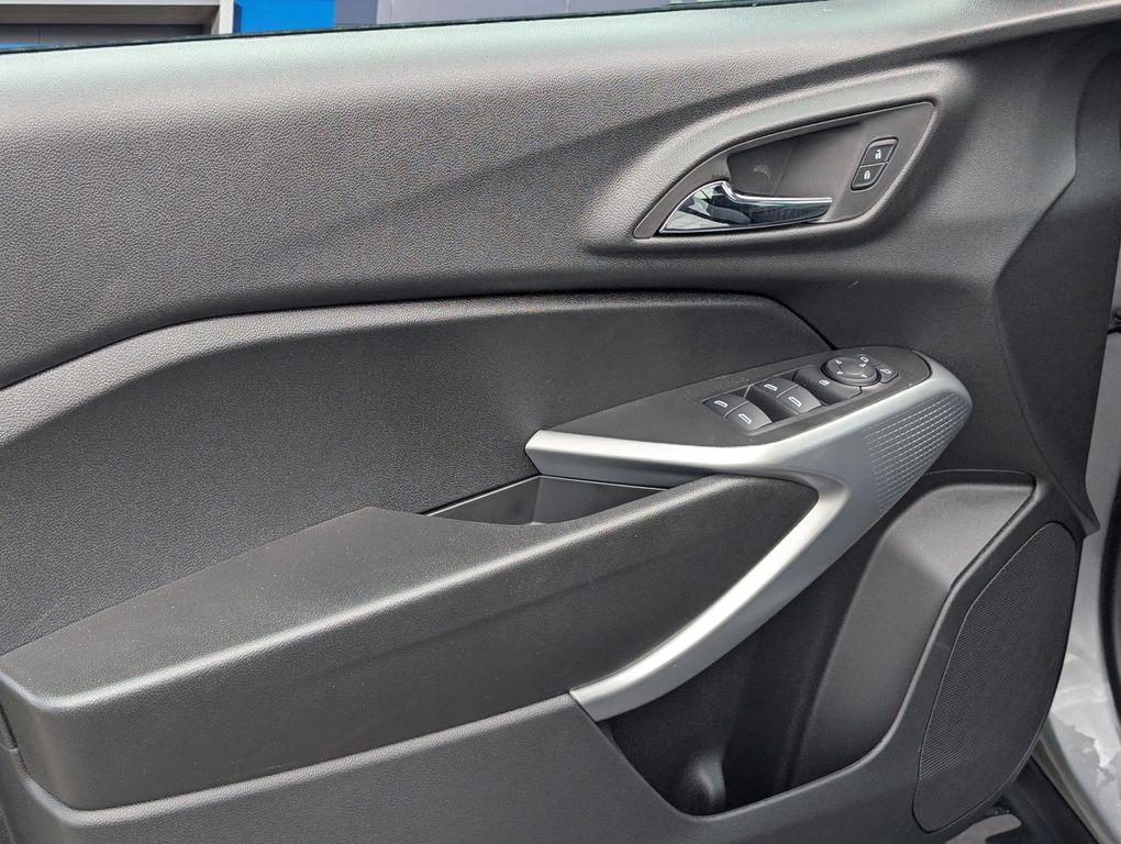 new 2026 Chevrolet Trax car