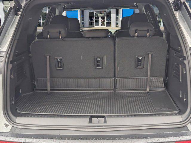 new 2026 Chevrolet Traverse car, priced at $39,210